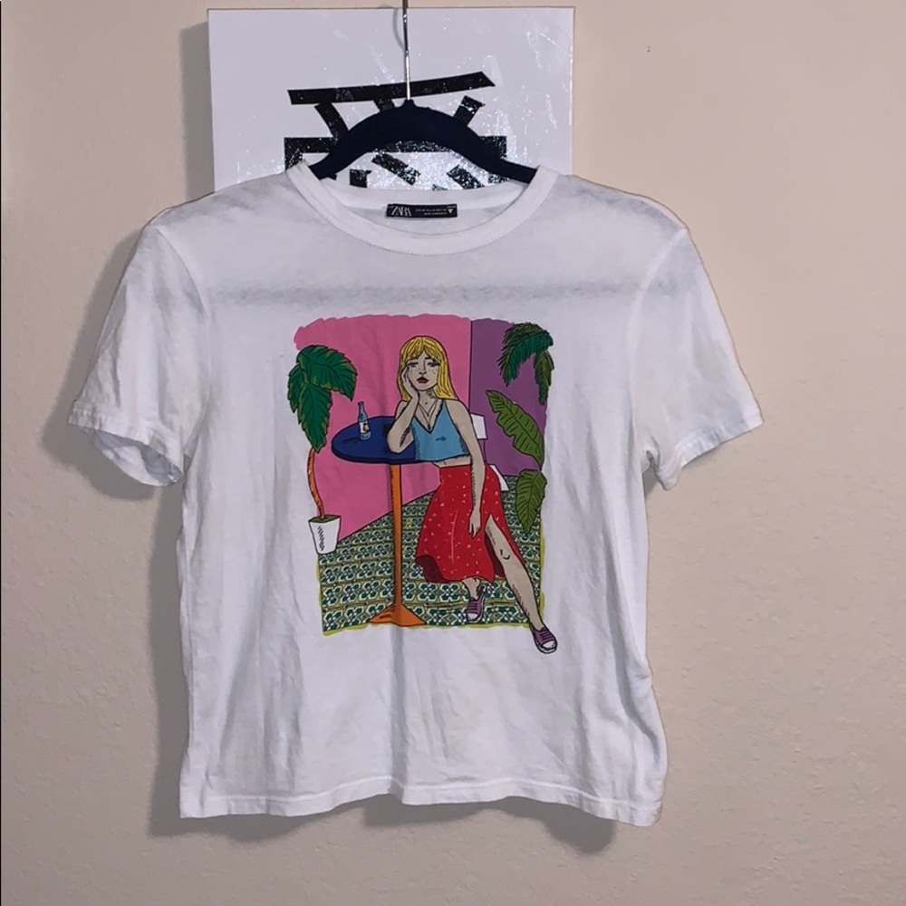 zara white graphic tee, beautiful colors